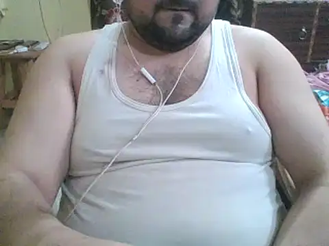 Snapshot of ARYANAVAILABLE chatting on 01.22.25 ARYANAVAILABLE online show from 01.22.25