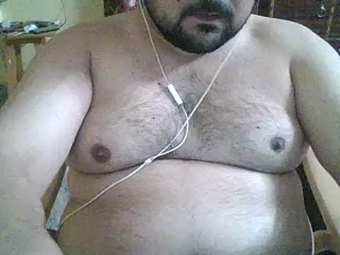 Snapshot of ARYANAVAILABLE chatting on 02.06.25 ARYANAVAILABLE online show from 02.06.25