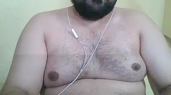 Snapshot of ARYANAVAILABLE chatting on 03.19.25 ARYANAVAILABLE online show from 03.19.25