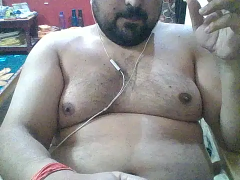 Snapshot of ARYANAVAILABLE chatting on 09.12.25 ARYANAVAILABLE online show from 09.12.25