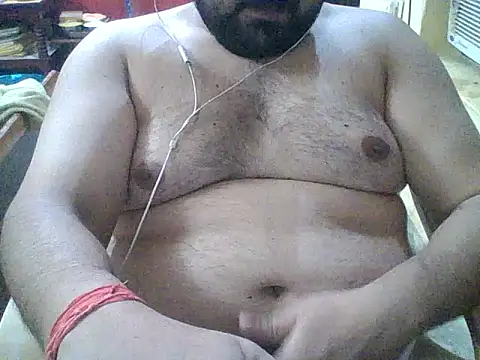 ARYANAVAILABLE online show from 09.25.25