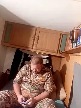 Snapshot of tjmacksjr chatting on 01.10.25 tjmacksjr online show from 01.10.25