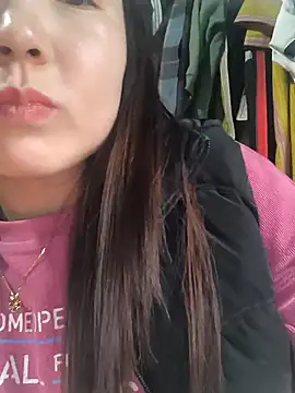 Snapshot of Sweetlove_77 chatting on 12.24.24 Sweetlove 77 online show from 12.24.24