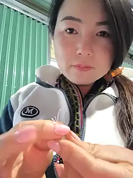 Snapshot of Sweetlove_77 chatting on 12.25.24 Sweetlove 77 online show from 12.25.24