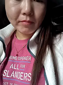 Snapshot of Sweetlove_77 chatting on 12.28.24 Sweetlove 77 online show from 12.28.24