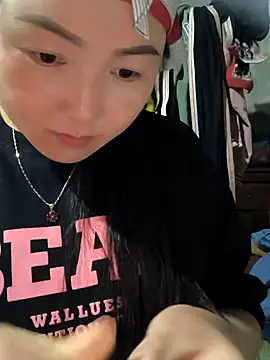 Snapshot of Sweetlove_77 chatting on 01.02.25 Sweetlove 77 online show from 01.02.25