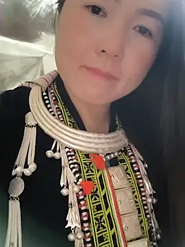 Snapshot of Sweetlove_77 chatting on 01.05.25 Sweetlove 77 online show from 01.05.25