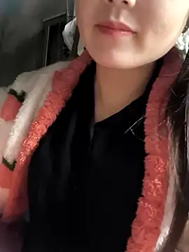 Snapshot of Sweetlove_77 chatting on 01.06.25 Sweetlove 77 online show from 01.06.25