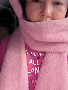 Snapshot of Sweetlove_77 chatting on 01.08.25 Sweetlove 77 online show from 01.08.25