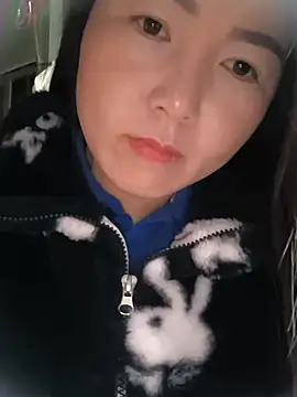 Snapshot of Sweetlove_77 chatting on 01.10.25 Sweetlove 77 online show from 01.10.25