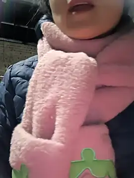 Snapshot of Sweetlove_77 chatting on 01.14.25 Sweetlove 77 online show from 01.14.25