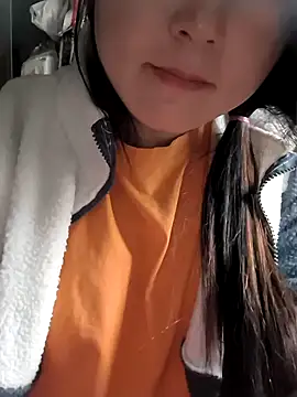 Snapshot of Sweetlove_77 chatting on 01.20.25 Sweetlove 77 online show from 01.20.25