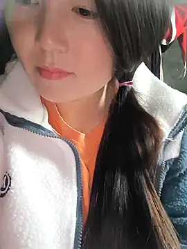 Snapshot of Sweetlove_77 chatting on 01.20.25 Sweetlove 77 online show from 01.20.25