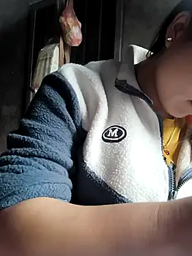 Snapshot of Sweetlove_77 chatting on 01.31.25 Sweetlove 77 online show from 01.31.25