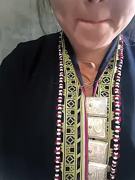 Snapshot of Sweetlove_77 chatting on 02.01.25 Sweetlove 77 online show from 02.01.25