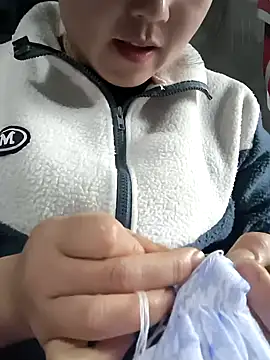 Snapshot of Sweetlove_77 chatting on 02.03.25 Sweetlove 77 online show from 02.03.25