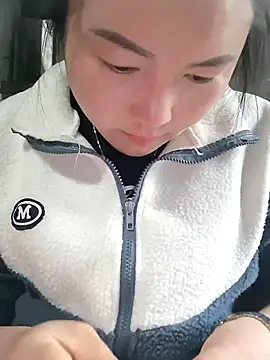 Snapshot of Sweetlove_77 chatting on 02.03.25 Sweetlove 77 online show from 02.03.25