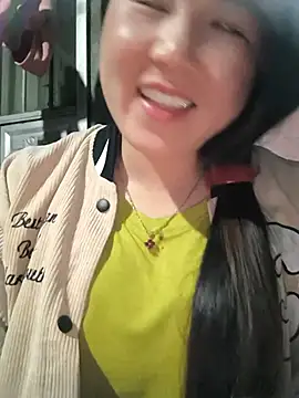 Snapshot of Sweetlove_77 chatting on 02.27.25 Sweetlove 77 online show from 02.27.25