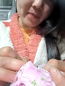 Snapshot of Sweetlove_77 chatting on 03.10.25 Sweetlove 77 online show from 03.10.25