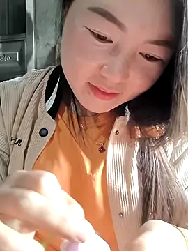 Snapshot of Sweetlove_77 chatting on 03.11.25 Sweetlove 77 online show from 03.11.25