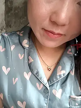 Snapshot of Sweetlove_77 chatting on 03.13.25 Sweetlove 77 online show from 03.13.25