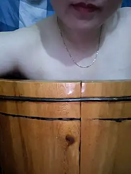 Snapshot of Sweetlove_77 chatting on 09.10.25 Sweetlove 77 online show from 09.10.25