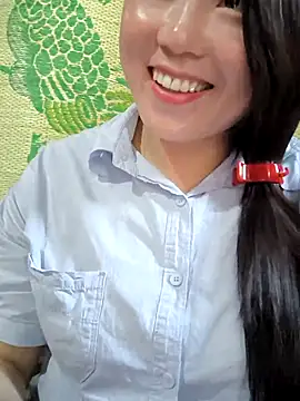 Snapshot of Sweetlove_77 chatting on 09.15.25 Sweetlove 77 online show from 09.15.25