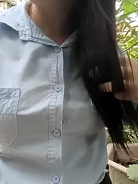 Snapshot of Sweetlove_77 chatting on 09.24.25 Sweetlove 77 online show from 09.24.25