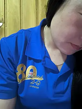 Snapshot of Sweetlove_77 chatting on 09.30.25 Sweetlove 77 online show from 09.30.25