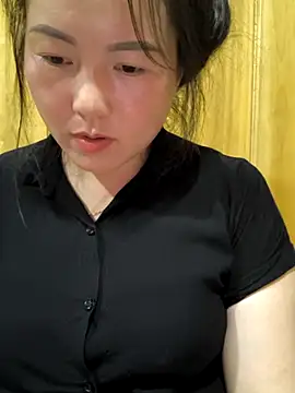 Snapshot of Sweetlove_77 chatting on 10.06.25 Sweetlove 77 online show from 10.06.25