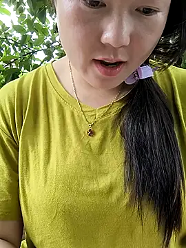 Snapshot of Sweetlove_77 chatting on 10.14.25 Sweetlove 77 online show from 10.14.25