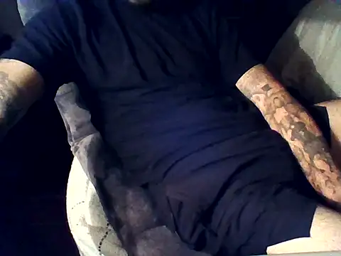 Snapshot of tengocanicas chatting on 10.11.25 tengocanicas online show from 10.11.25