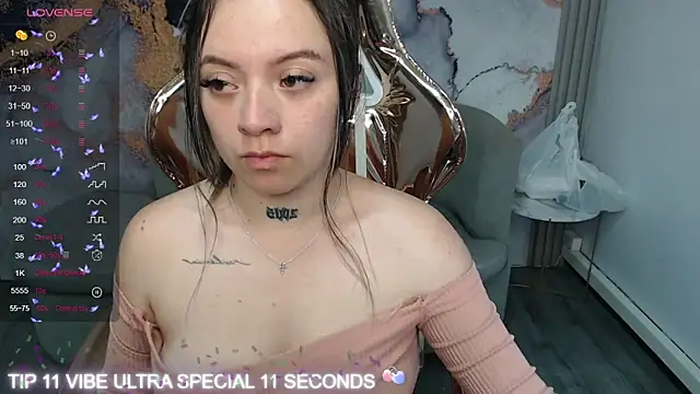 Cristal v 1 online show from 02.14.25