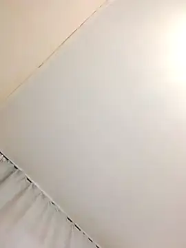 Snapshot of Gussie_Bridie chatting on 09.27.25 Gussie Bridie online show from 09.27.25