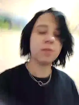 Snapshot of Gussie_Bridie chatting on 10.12.25 Gussie Bridie online show from 10.12.25