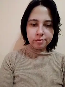 Snapshot of Gussie_Bridie chatting on 10.14.25 Gussie Bridie online show from 10.14.25