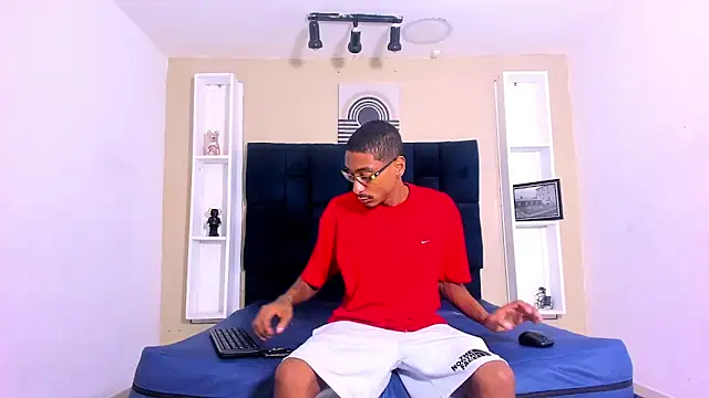 Jose Smoke online show from 02.07.25