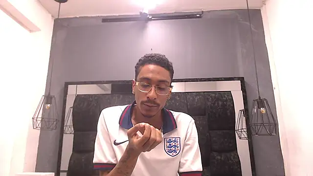 Snapshot of Jose_Smoke chatting on 09.27.25 Jose Smoke online show from 09.27.25