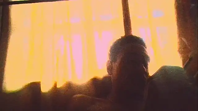 Snapshot of Jose_Smoke chatting on 10.09.25 Jose Smoke online show from 10.09.25