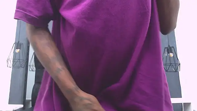 Snapshot of Jose_Smoke chatting on 10.27.25 Jose Smoke online show from 10.27.25