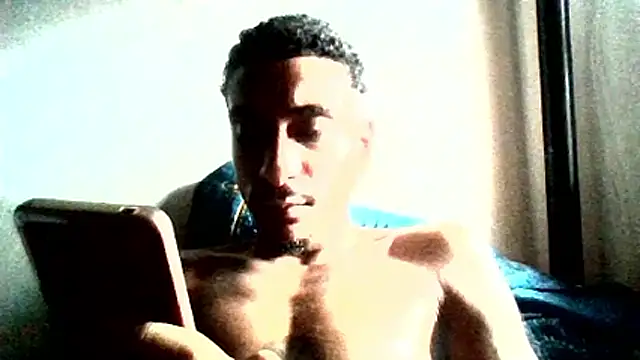 Snapshot of Jose_Smoke chatting on 10.27.25 Jose Smoke online show from 10.27.25