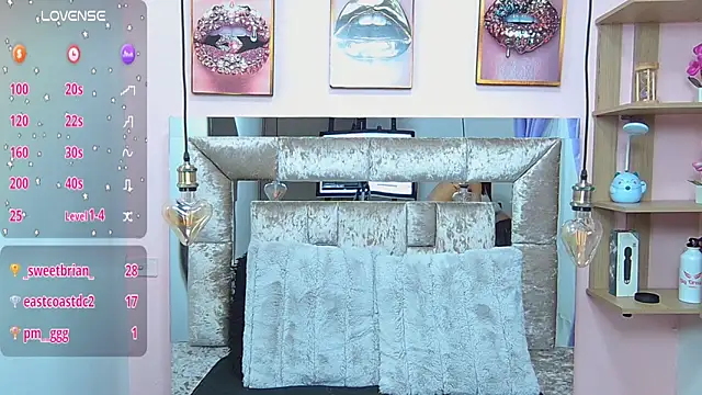 Vaioletcooper online show from 02.23.25