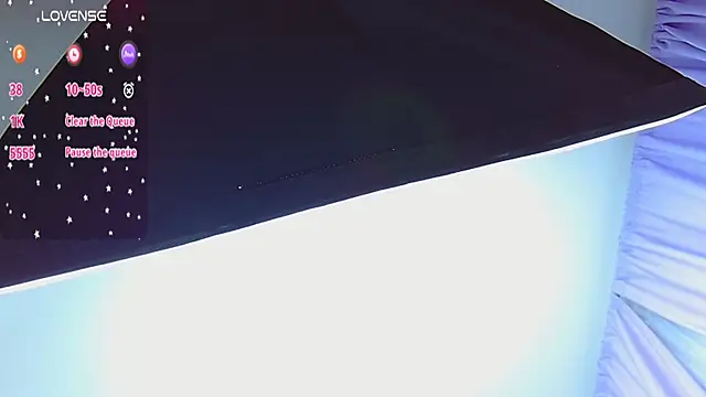 Vaioletcooper online show from 03.14.25