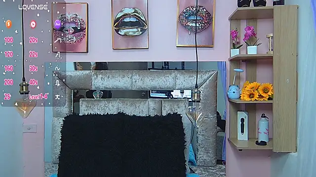 Vaioletcooper online show from 03.19.25