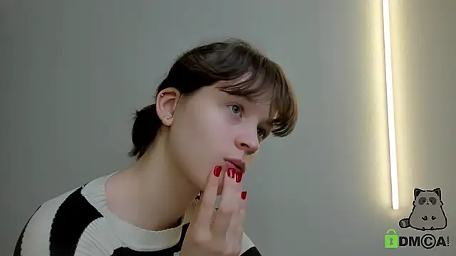 Alina Mills online show from 11.04.25