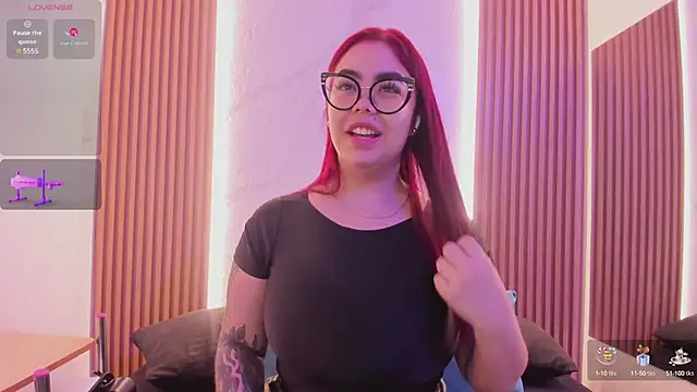 juicy led  online show from 01.27.25