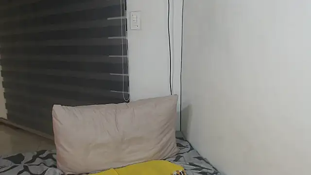 bustytitsxxx online show from 03.17.25