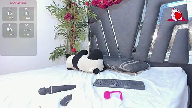 Black Rose2 online show from 03.02.25