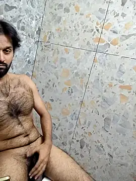 hairy gun online show from 03.15.25