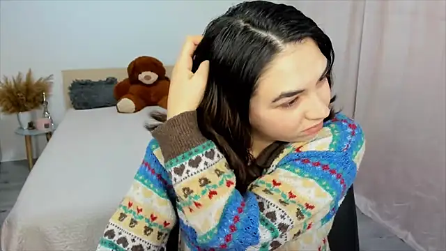 Alexa Dolly12 online show from 02.17.25